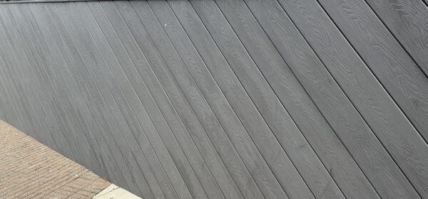 3.6m Composite Decking - Grey - Image 4