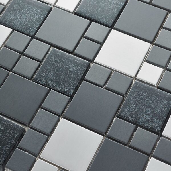 Twilight Poppy Mosaic 30x30