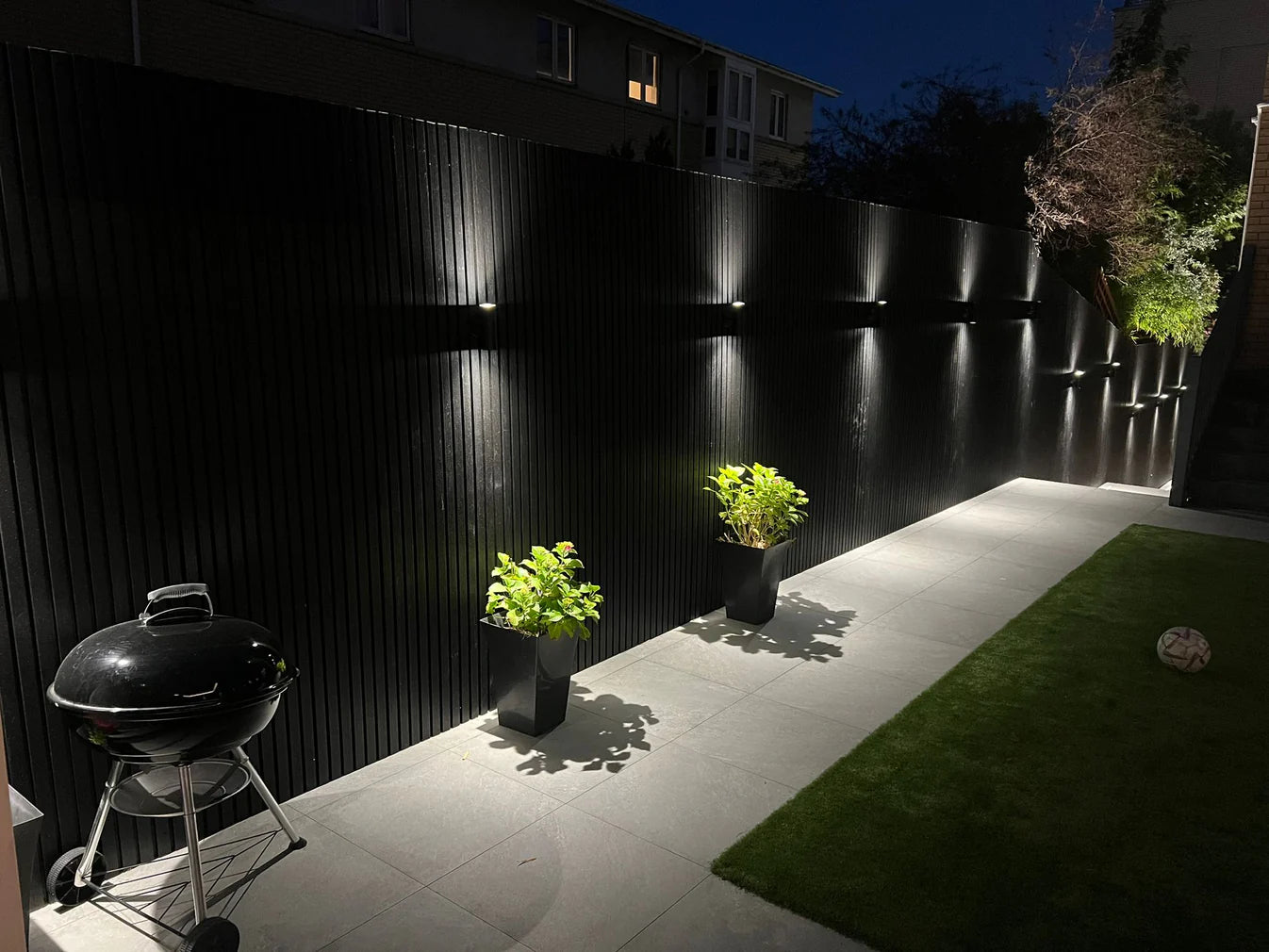 5.0m Composite Slat Wall - Charcoal