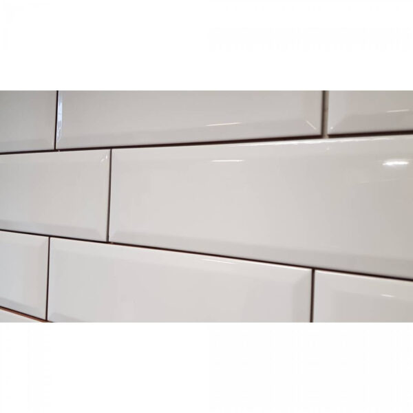 Biselado 10x30 White Matt Bevelled - Image 2