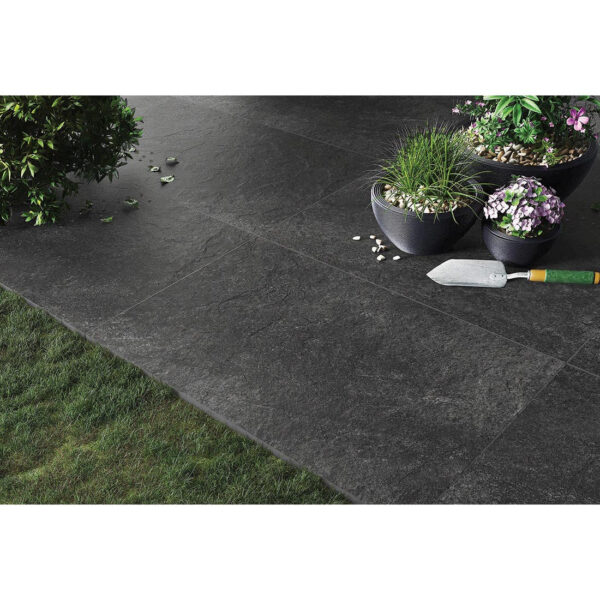Hammer Stone 60x90x2 Nero Matt R11 - Image 3